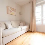 Charming Parisian Flat by Champs Elysées