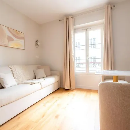 Appartamento Charming Parisian Flat By Champs Elysées